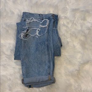 AE Mom Jeans NWOT